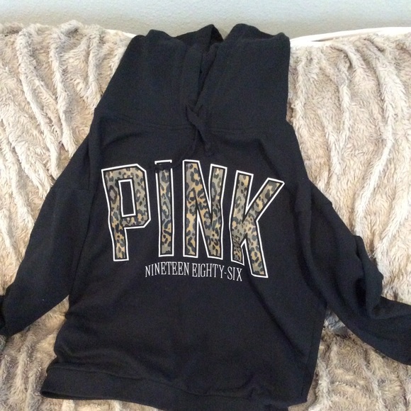 PINK Victoria's Secret Tops - PINK oversized leopard hoodie. Great condition.